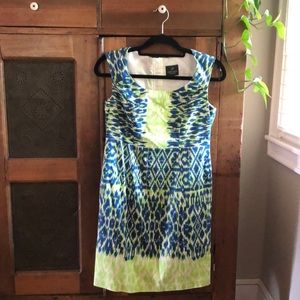 Classic style tailored spring and summer dress